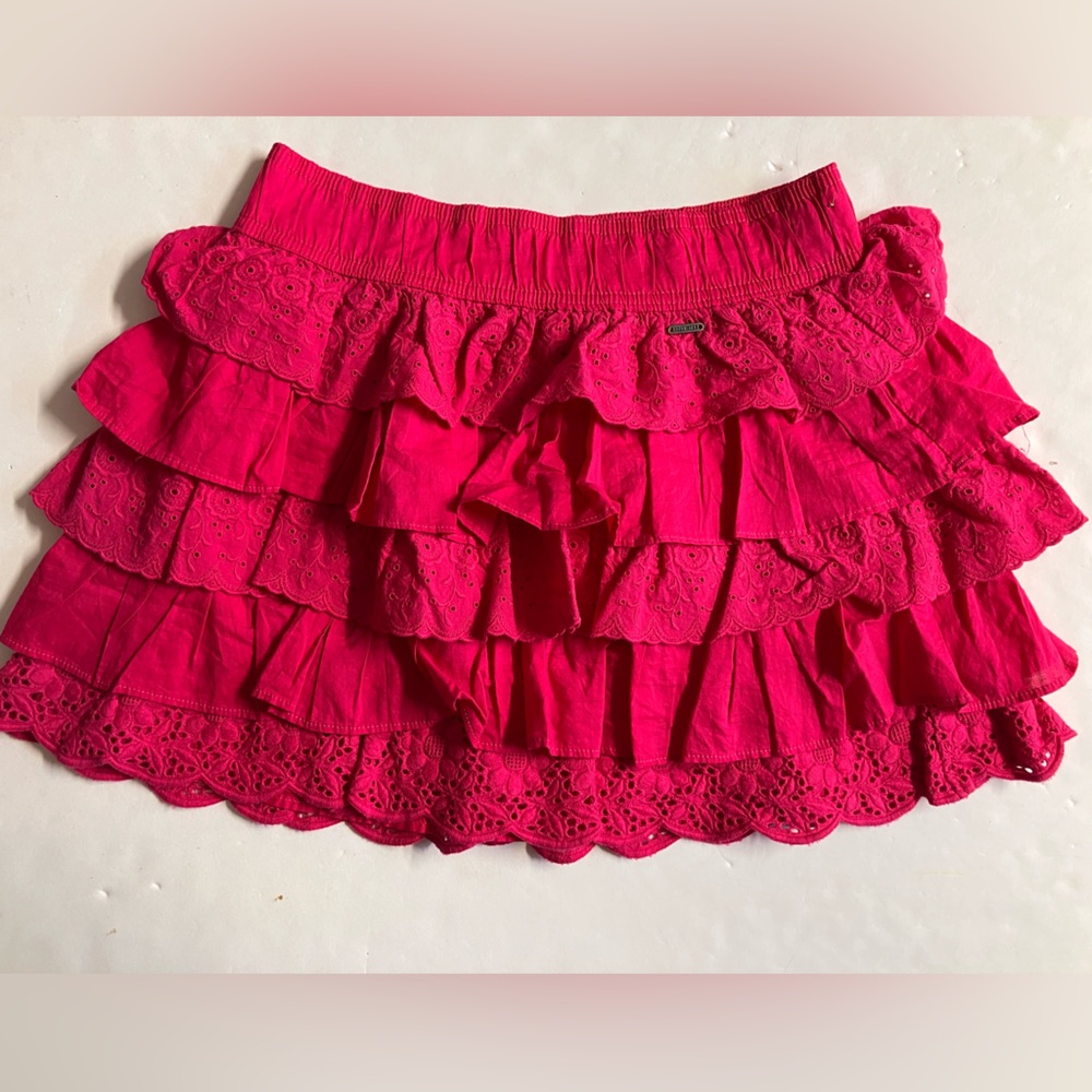 Women’s Tiered Lace Eyelet Mini Skirt, Hollister, Medium, Fuchsia Pink
